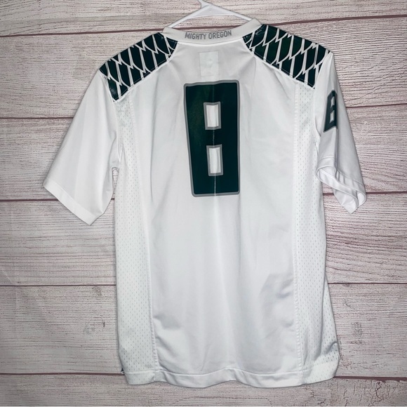 Nike Oregon Ducks Marcus Mariota football jersey white/green/silver - Picture 6 of 6